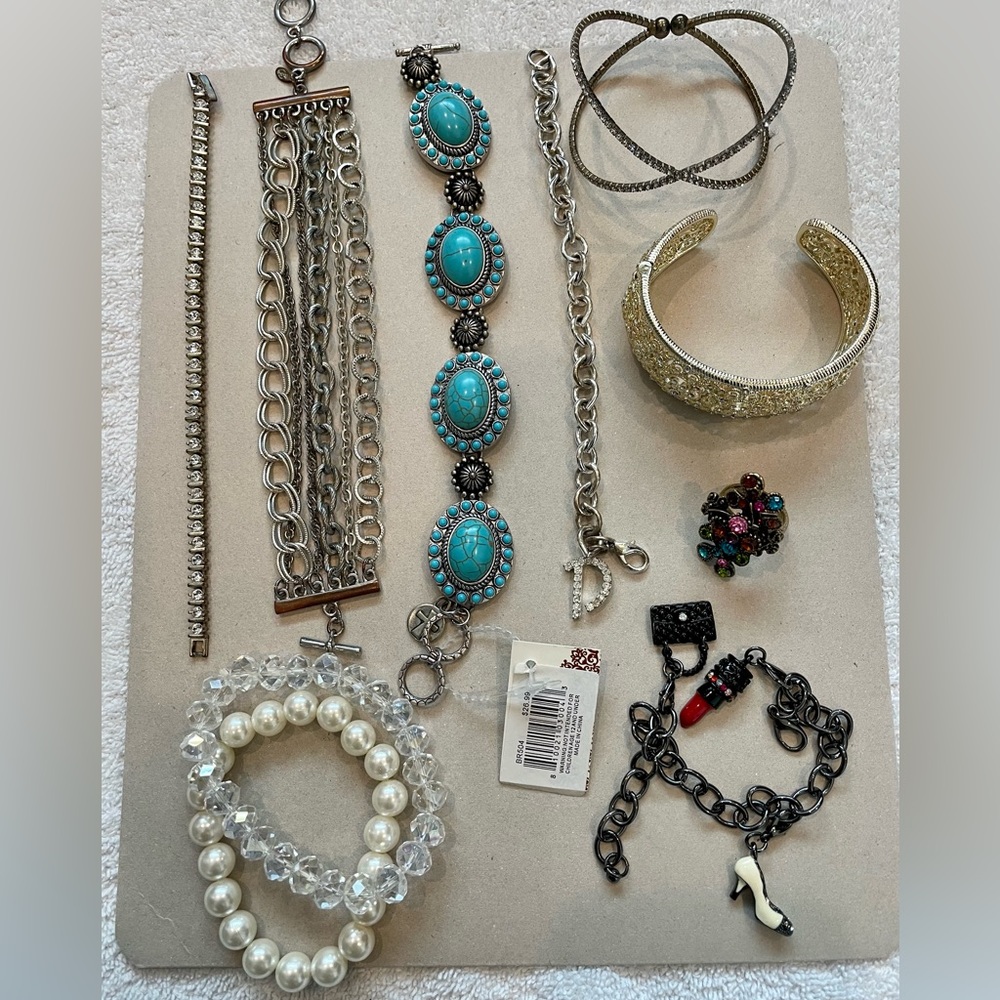 Women’s various bracelets